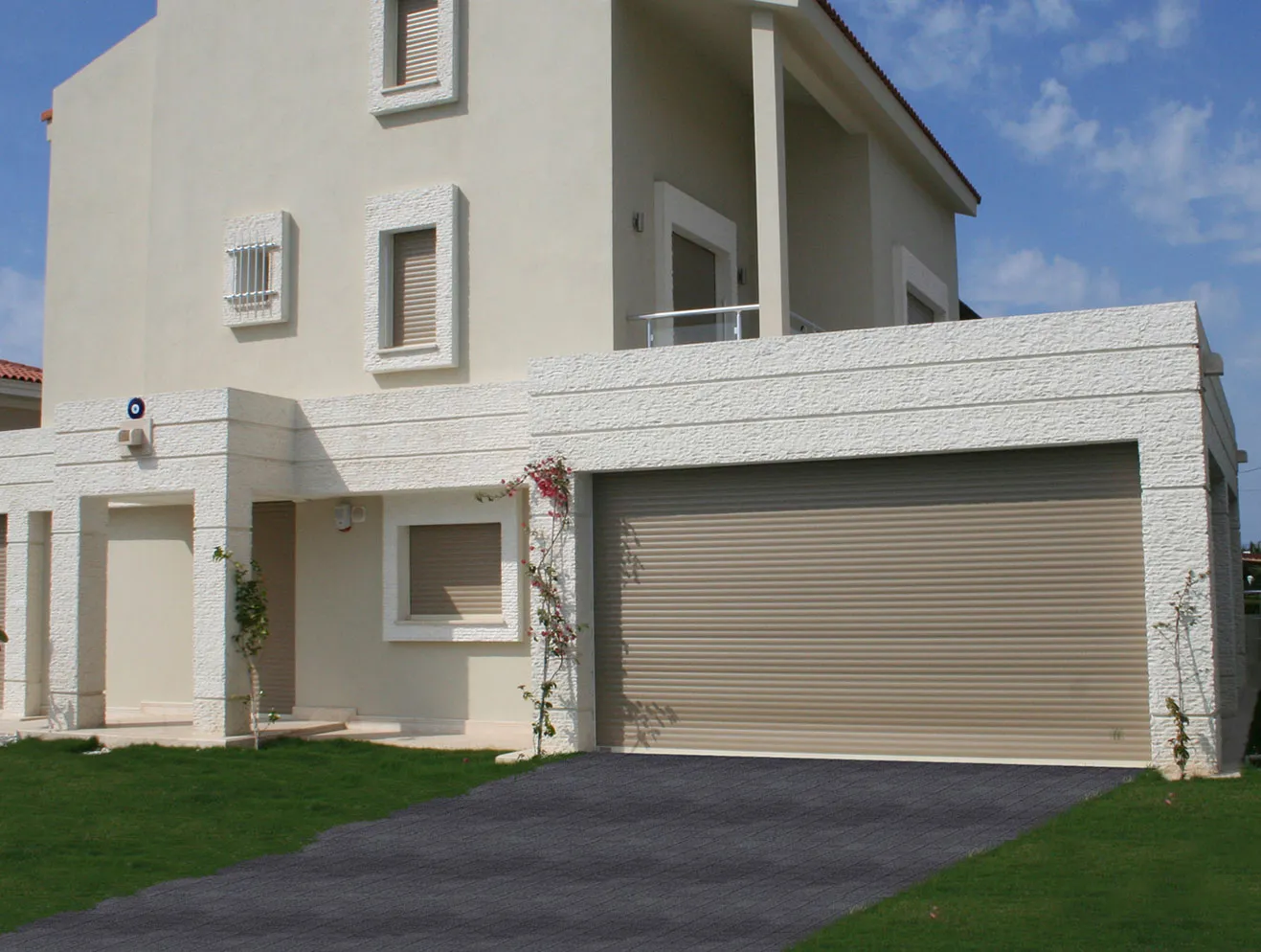 Eskişehir güvenli otomatik kapı sistemleri